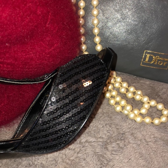 🖤🖤🖤 8 Tahari Beautiful black sequin pumps - Picture 9 of 11